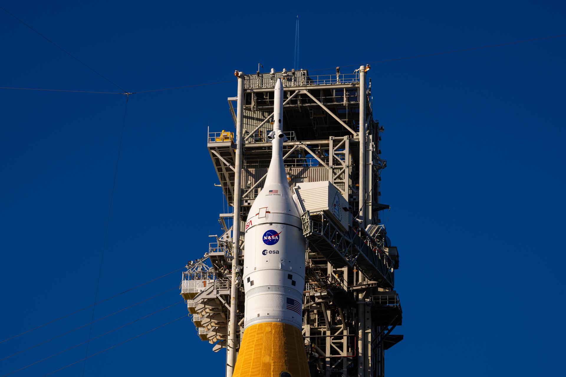 SLS at Launch Pad 39B