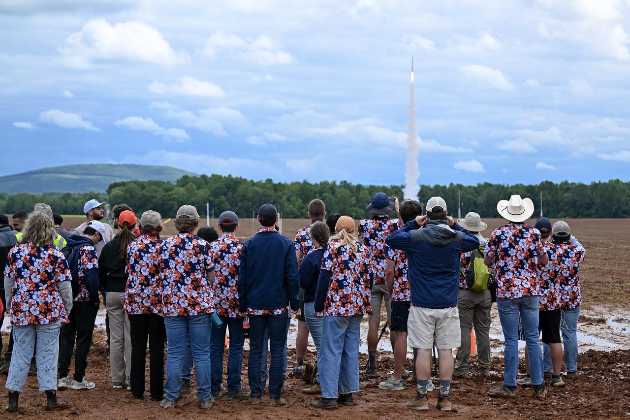 Over than 980 middle school, high school, and college students from across the nation launched more than 40 high-powered rockets just north of NASA’s Marshall Space Flight Center in Huntsville, Alabama. This year marked the 25th anniversary of the competition. To compete, students follow the NASA engineering design lifecycle by going through a series of reviews for nine months leading up to launch day.   Each year, a payload challenge is issued to the university teams, and this year’s task took inspiration from the agency’s Artemis missions, where NASA will send astronauts to explore the Moon for scientific discovery, economic benefit, and to build the foundation for the first crewed missions to Mars. Teams were challenged to include “reports” from STEMnauts, non-living objects representing astronauts. The STEMnaut “crew” had to relay real-time data to the student team’s mission control, just as the Artemis astronaut crew will do as they explore the lunar surface.    To learn more, visit: www.nasa.gov/studentlaunch.  