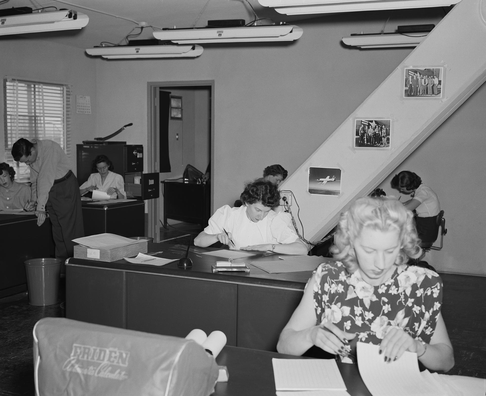 NACA women computers working with Friden calculators