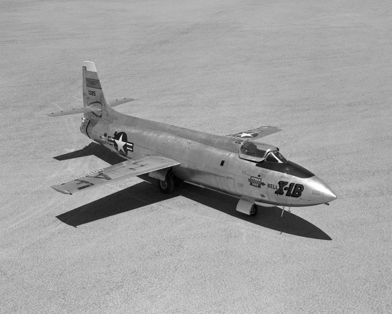 Bell X-1B fitted with a reaction control system on the lakebed