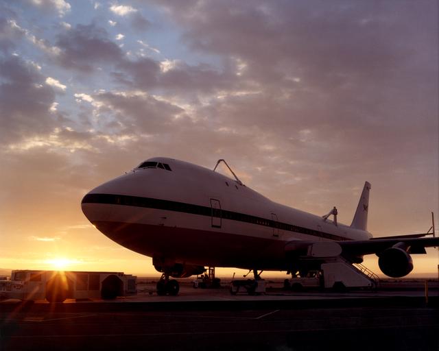 NASA image: STS-92 - Shuttle Carrier Aircraft (SCA)