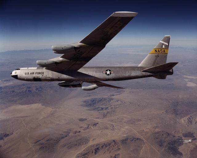 NASA image: X-38 vehicle #131R during pre-launch with B-52 008 mothership and F-18 chase aircraft