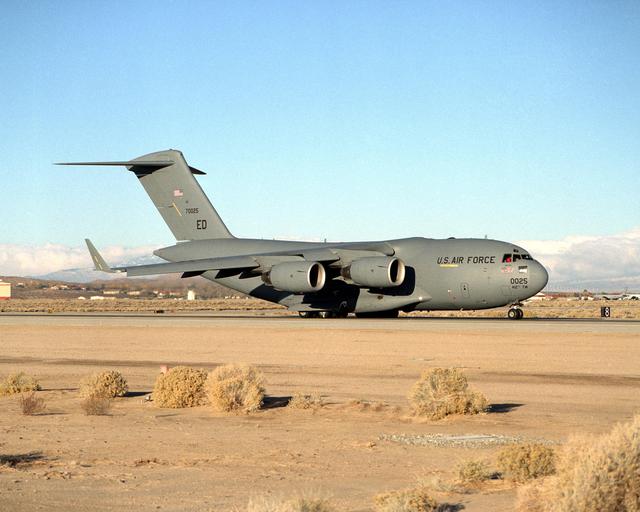 NASA image: NASA, Air Force, and Industry Team Up to Improve Flying Safety