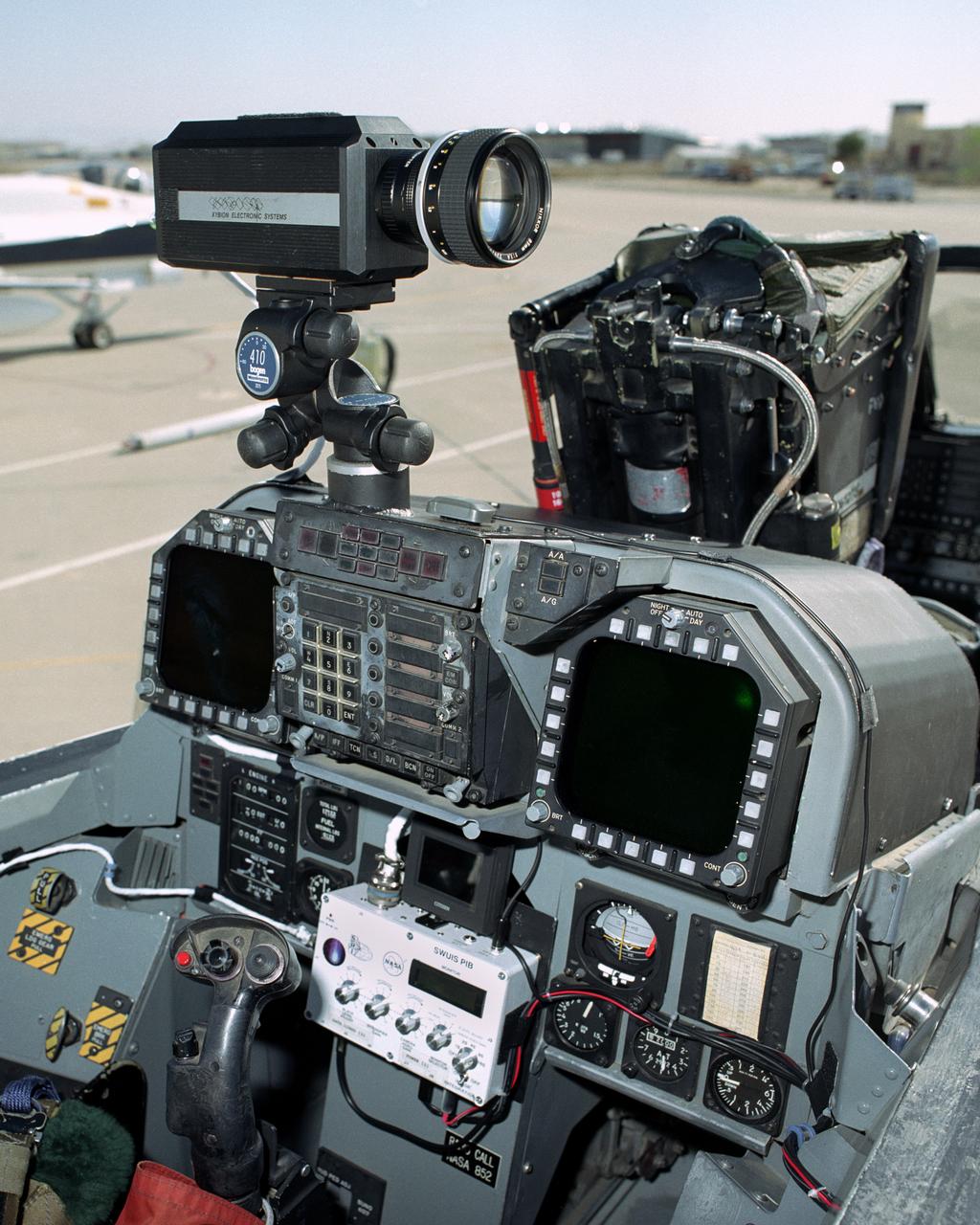 The Southwest Research Institute's SWUIS-A digital imaging system was installed on the instrument panel of a NASA Dryden F/A-18B for a series of astronomy flights.