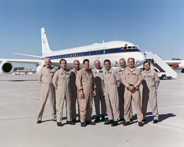 2004 NASA Dryden DC-8 flight crew