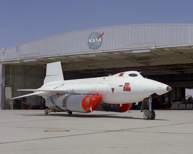 NASA image: X-15A-2 with full scale ablative and external tanks installed parked in front of hangar
