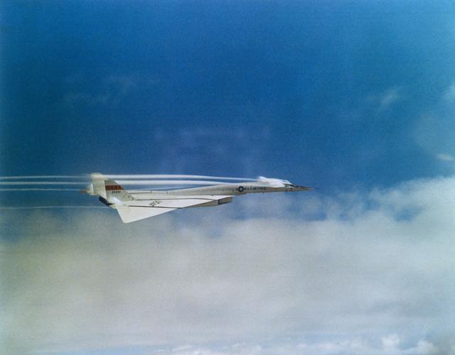 XB-70 Triple-Sonic Bomber