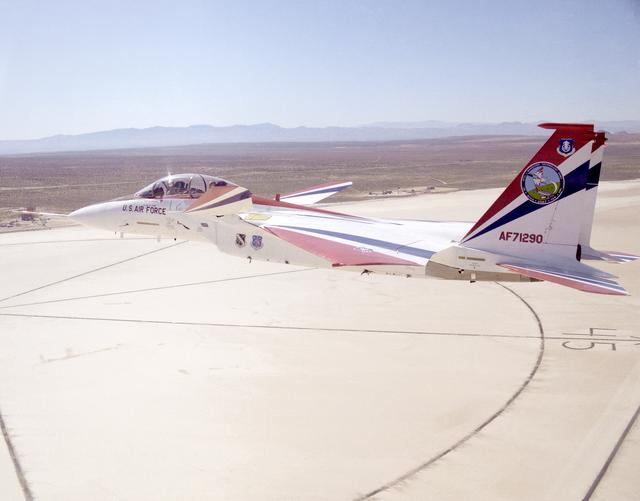 NASA image: F-15B ACTIVE in flight over lakebed