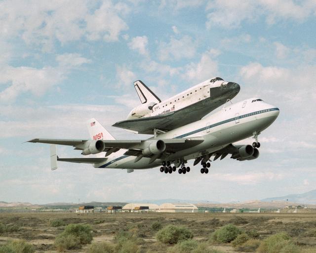 NASA image: STS-64 and 747-SCA Ferry Flight Takeoff