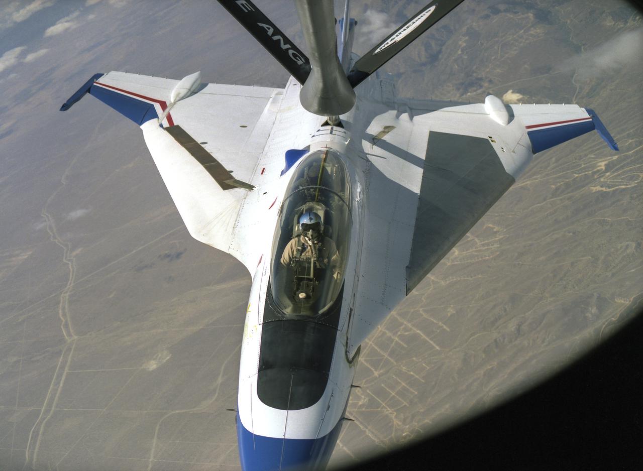 An F-16XL refuels in-flight. Only two XLs were built, and NASA eventually operated both for experimental purposes, including an active supersonic laminar flow experiment.