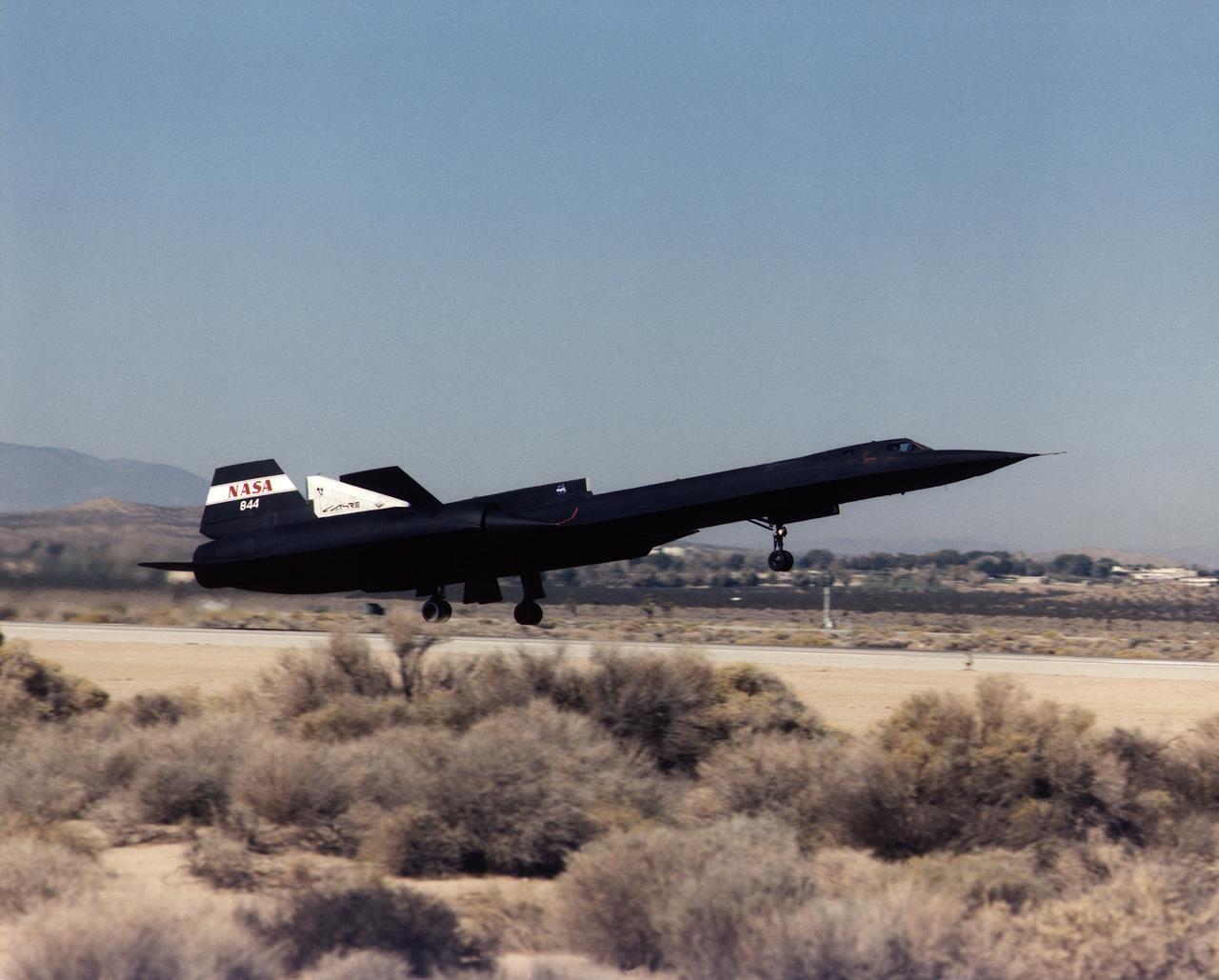 A NASA SR-71 takes off Oct. 31, making its first flight as part of the NASA/Rocketdyne/Lockheed Martin Linear Aerospike SR-71 Experiment (LASRE) at NASA's Dryden Flight Research Center, Edwards, California. The SR-71 took off at 8:31 a.m. PST. The aircraft flew for one hour and fifty minutes, reaching a maximum speed of Mach 1.2 before landing at Edwards at 10:21 a.m. PST, successfully validating the SR-71/linear aerospike experiment configuration.  The goal of the first flight was to evaluate the aerodynamic characteristics and the handling of the SR-71/linear aerospike experiment configuration. The engine was not fired during the flight.