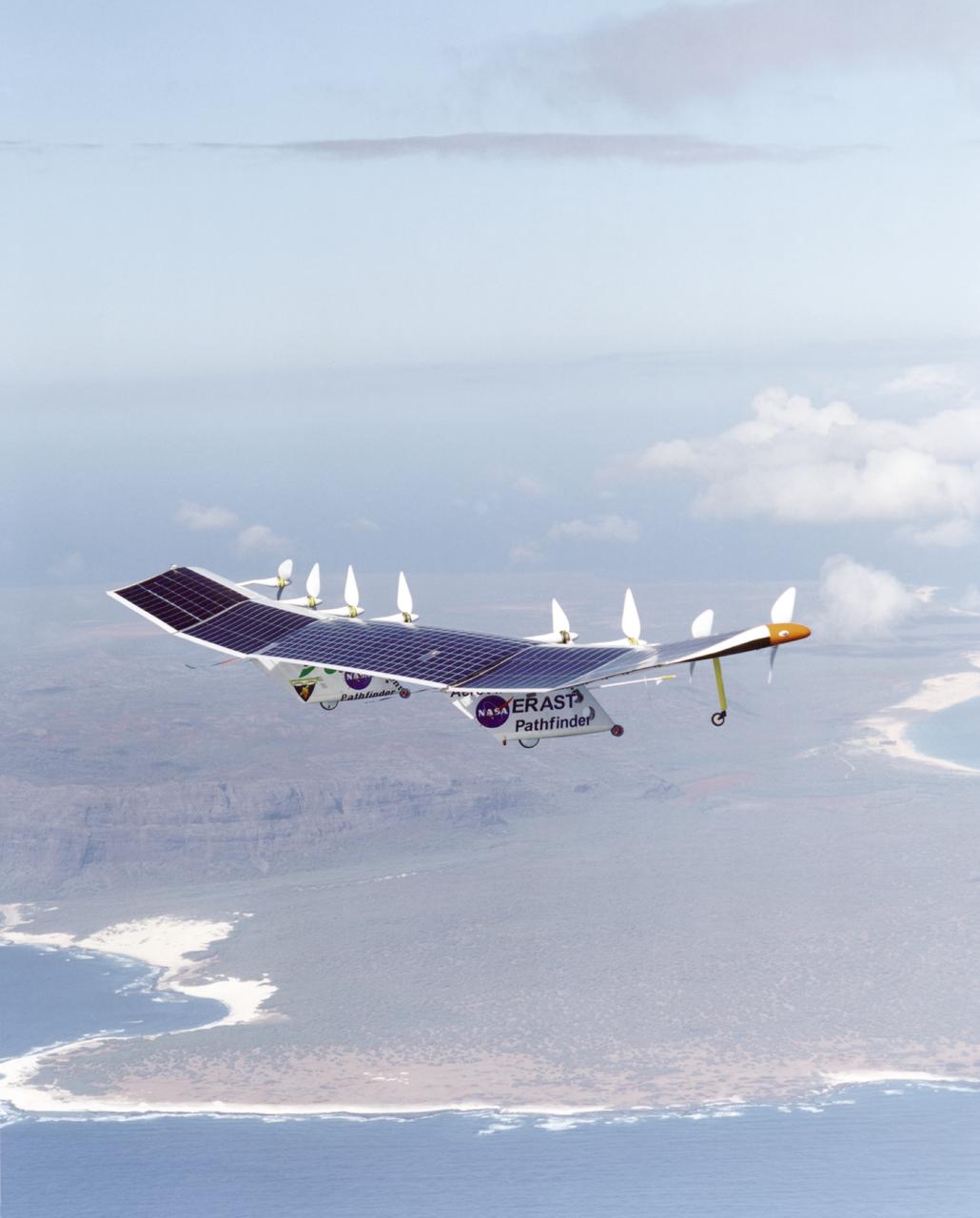 Pathfinder-Plus on a flight over the Hawaiian island of N'ihau in 1998.