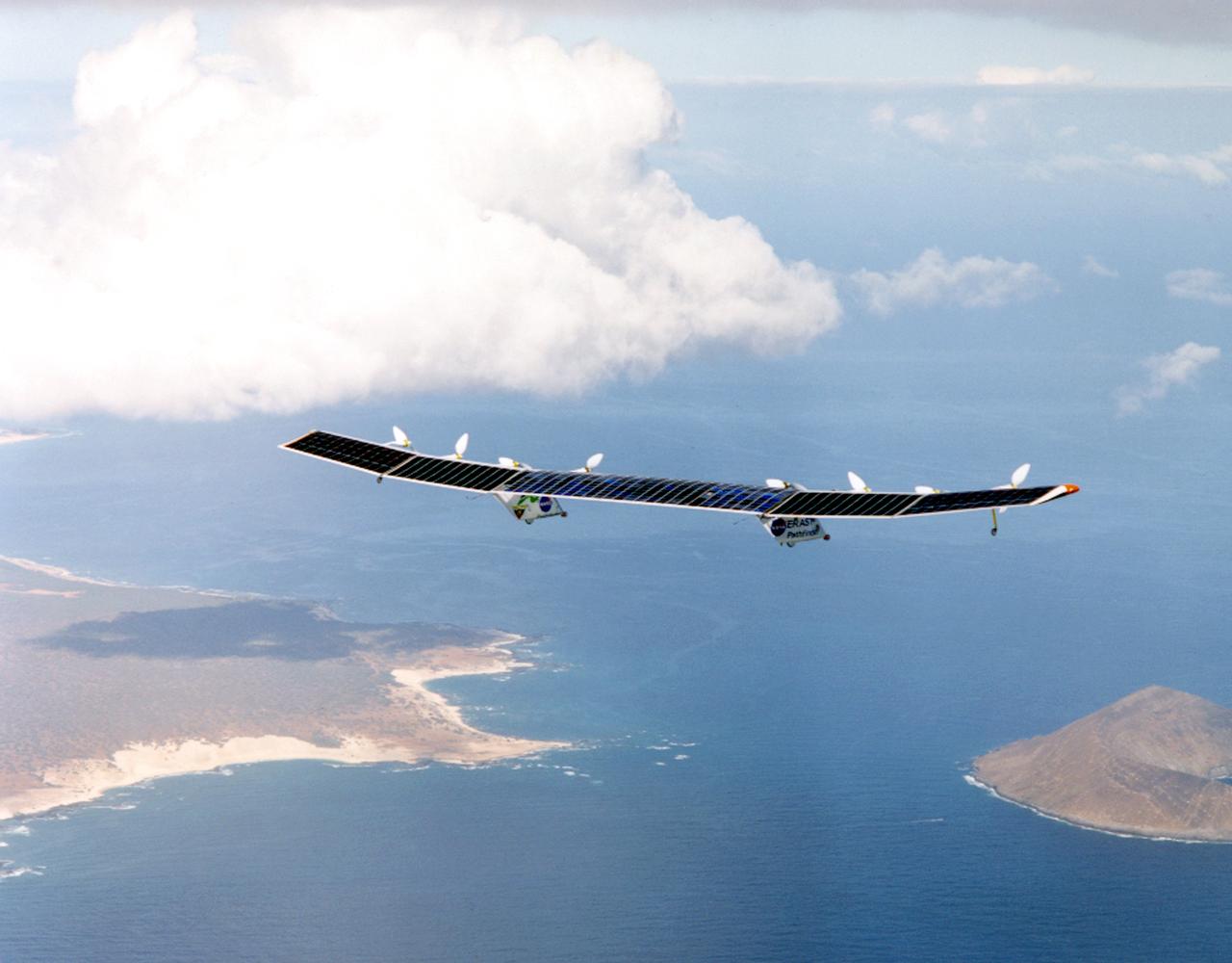 Pathfinder-Plus on flight over Hawaiian Islands, with N'ihau and Lehua in the background.