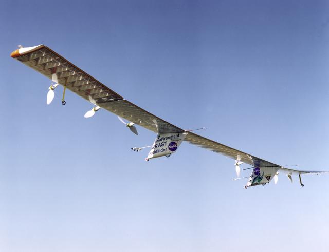 NASA image: Pathfinder-Plus on flight in Hawaii