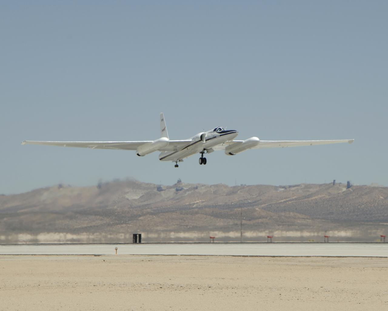 NASA'S ER-2 #806 lifts off from Edwards Air Force Base on a CALIPS/CloudSat validation instrument checkout flight.
