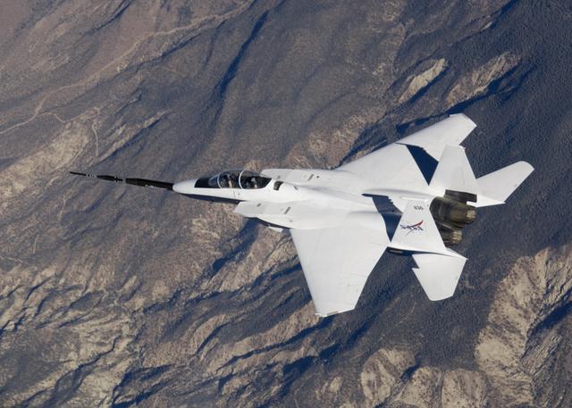 NASA image: NASA F-15B #836 in flight with Quiet Spike attached