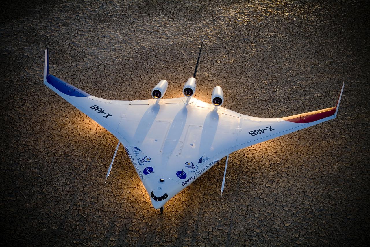 Boeing's X-48B Blended Wing Body technology demonstrator shows off its unique lines at sunset on Rogers Dry Lake adjacent to NASA's Dryden Flight Research Center. (Boeing photo # SMF06_F_KOEH_X48B-0955)