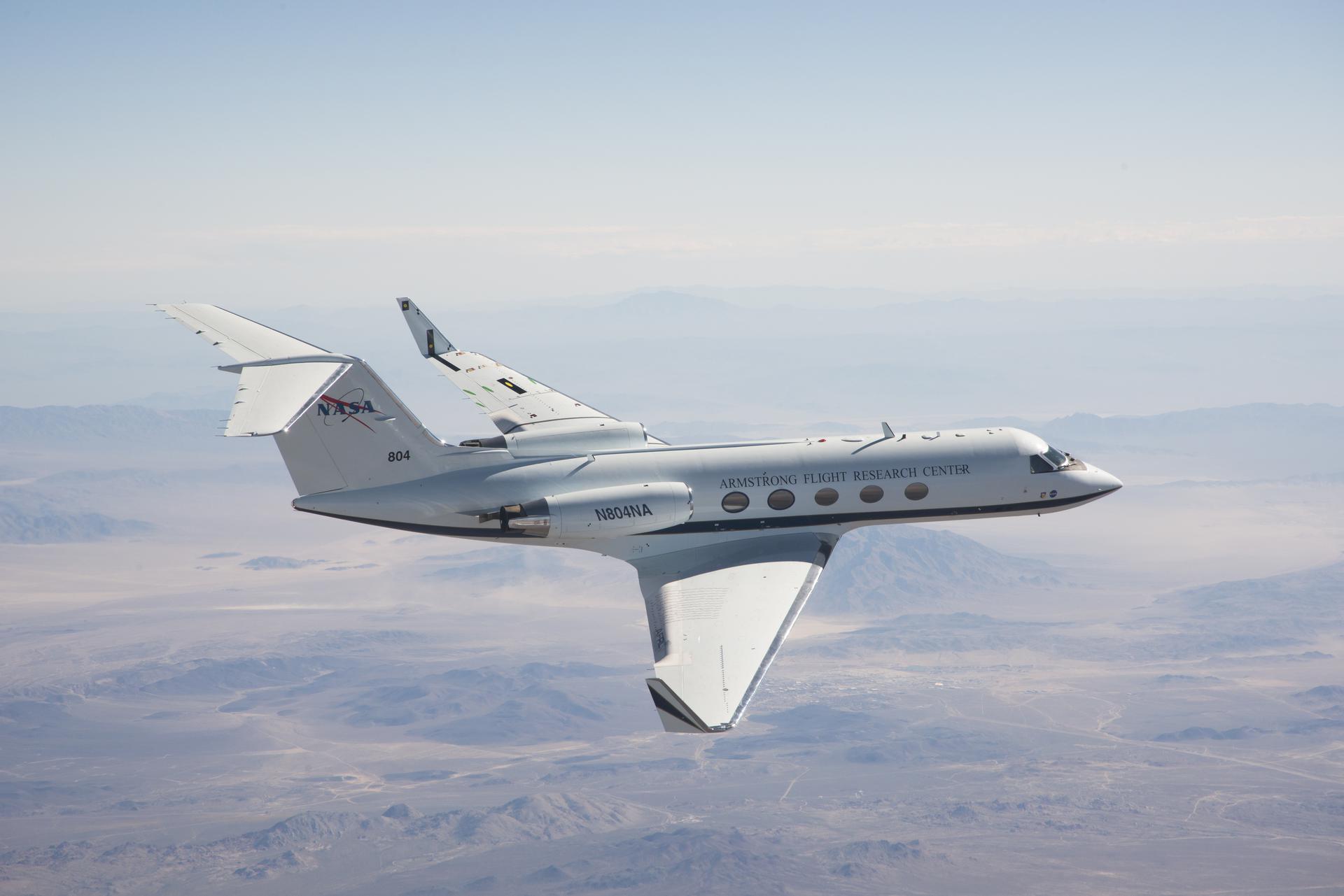 An Armstrong G-III aircraft carrying the Flexys Adaptive Compliant Trailing Edge flap.