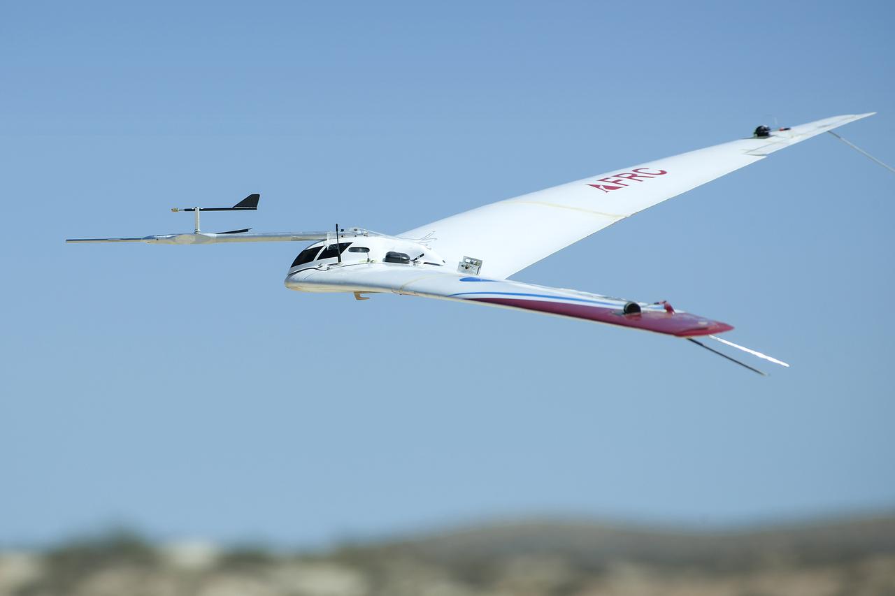 The proposed Prandtl-m is based on the Prandtl-d seen coming in for a landing during a flight test in June. The aerodynamics offer a solution that could lead to the first aircraft on Mars.
