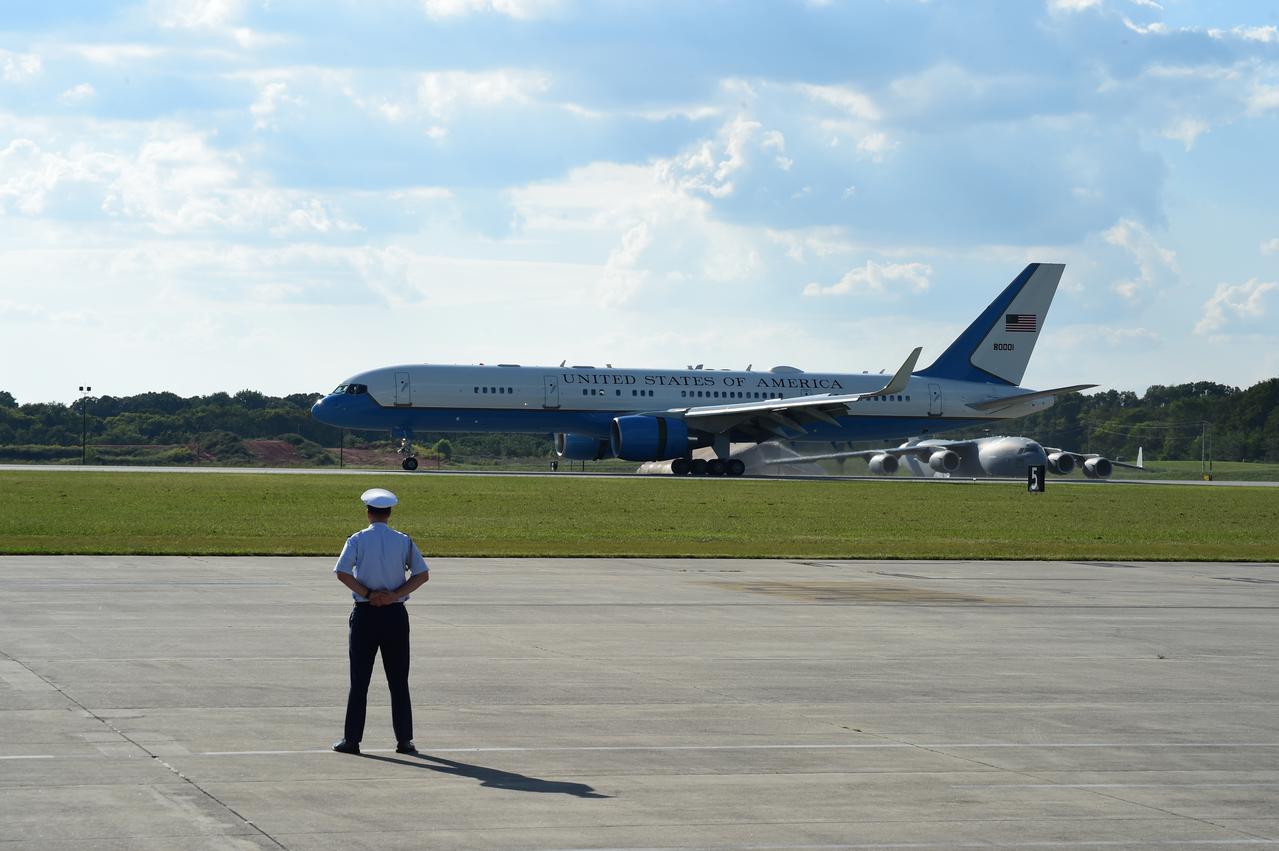 Air Force Two lands with Vice President Mike Pence along with Congressman Robert Aderholt at the Redstone Army Airfield in Huntsville, Alabama, on Monday, Sept. 25. The Vice President is visiting NASA’s Marshall Space Flight Center, located on Redstone Arsenal, to meet with employees, view test hardware for NASA’s Space Launch System — America’s new deep-space rocket, and tour the Payload Operations Integration Center, “science central” for the International Space Station. Photo Credit: (NASA/Emmett Given)