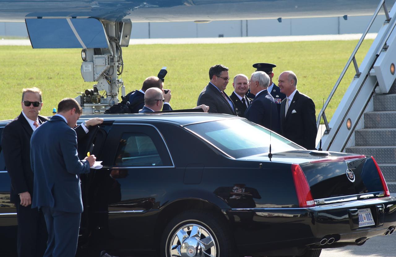 Air Force Two lands with Vice President Mike Pence along with Congressman Robert Aderholt at the Redstone Army Airfield in Huntsville, Alabama, on Monday, Sept. 25. They were greeted by NASA’s Marshall Space Flight Center Director Todd May and Redstone Arsenal’s Lt. Gen. Edward Daly. The Vice President is visiting NASA’s Marshall Center to meet with employees, view test hardware for NASA’s Space Launch System — America’s new deep-space rocket, and tour the Payload Operations Integration Center, “science central” for the International Space Station. Photo Credit: (NASA/Emmett Given)