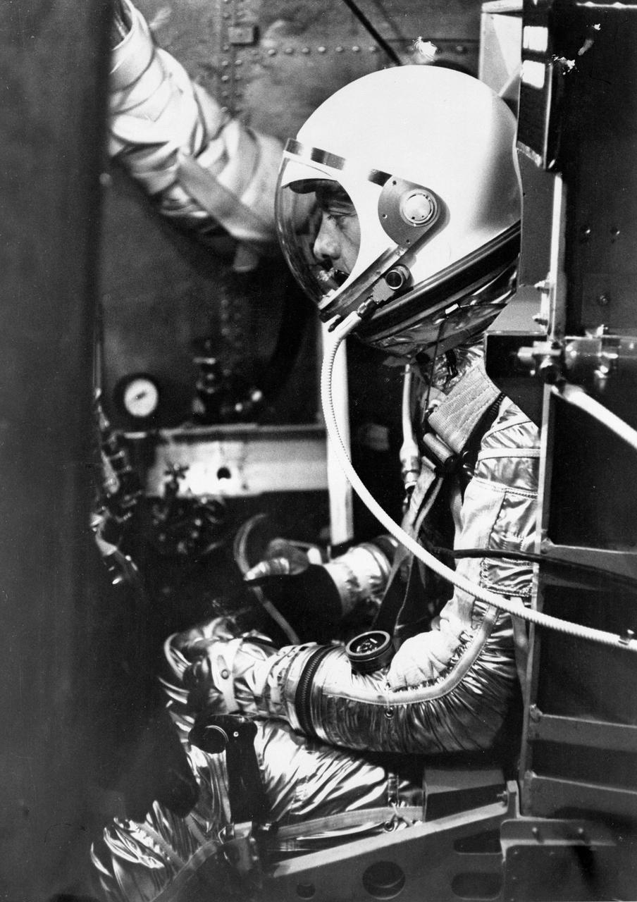 G60-02402 (1960) --- Astronaut Alan B. Shepard Jr. prepares for testing in a capsule of the U.S. Navy's centrifuge at Johnsville, Pennsylvania. Photo credit: NASA or National Aeronautics and Space Administration