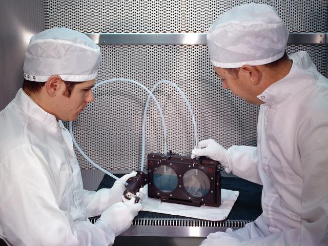 NASA image: Researchers Demonstrate Liquid Transfer Equipment for Apollo 14 Test