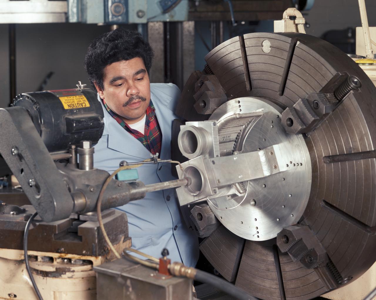 Fabrication of Stirling Engine Cylinder Test Hardware in the Machine Shop
