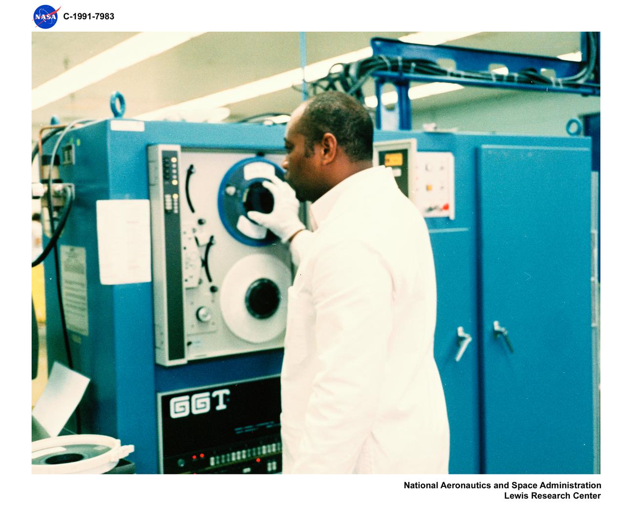 DOD/NASA PROP FAN INTERACTIONS PROJECT