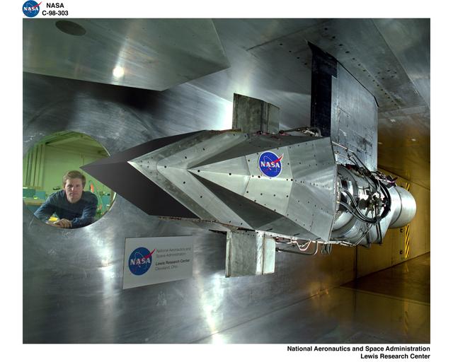 NASA image: GRC-1998-C-00303