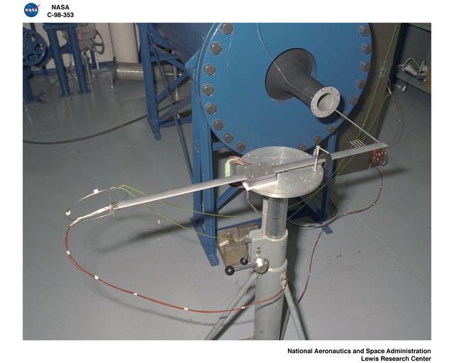 NASA image: GRC-1998-C-00353