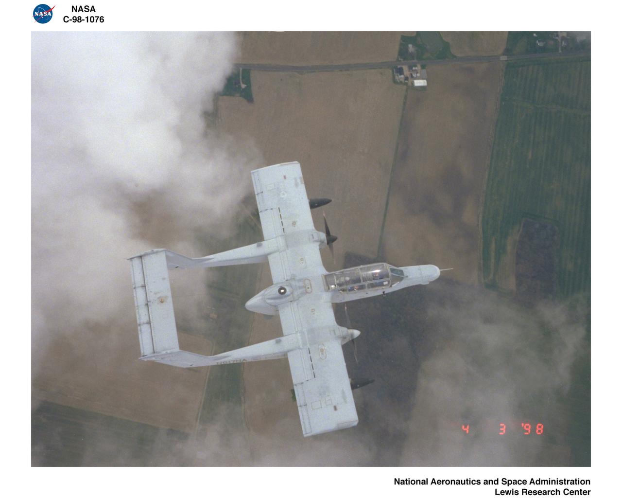 FORMATION FLIGHTS WITH TWIN OTTER AND OV-10 AIRCRAFT