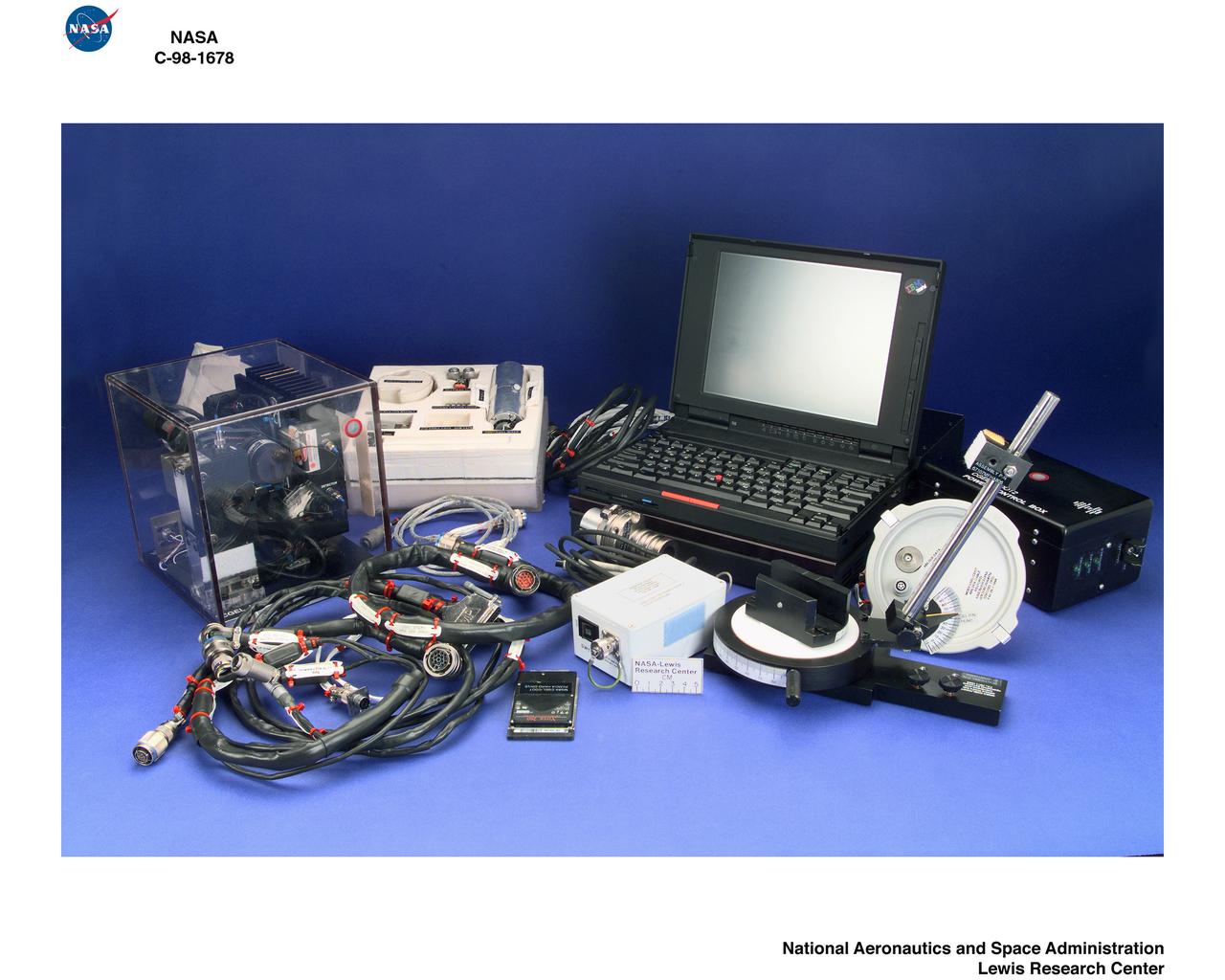 DIGITAL PHOTOGRAPHY OF COLLOIDAL GELATION AND COLLOIDAL DISORDER - ORDER TRANSITION