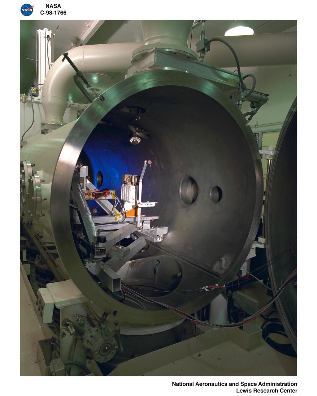 PPT PULSED PLASMA THRUSTER TEST