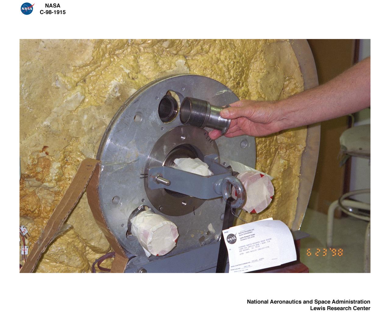 HYBRID THERMAL CONTROL TESTING AT THE SUPPLEMENTAL MULTI LAYER INSULATION RESEARCH FACILITY - SEE ALSO C-1998-1923 THRU C-1998-1941
