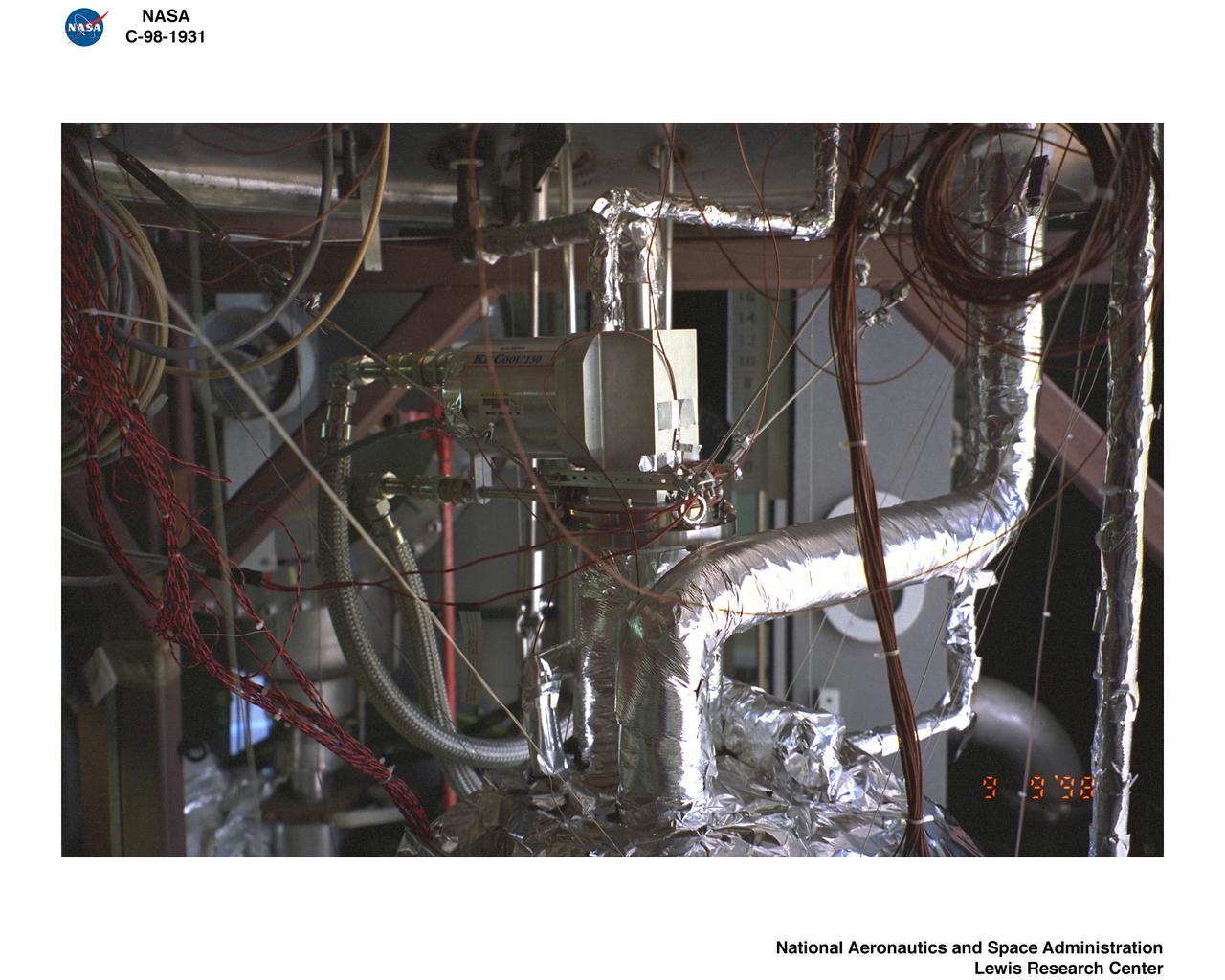 HYBRID THERMAL CONTROL TESTING AT THE SUPPLEMENTAL MULTI LAYER INSULATION RESEARCH FACILITY - SEE ALSO C-1998-1907 THRU C-1998-1922
