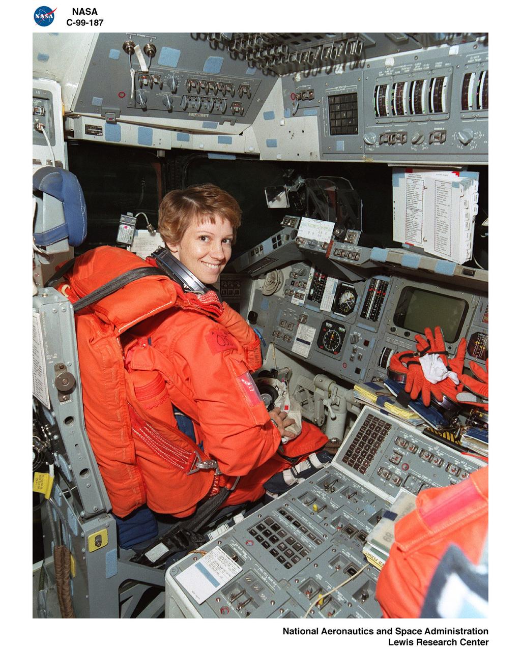 ASTRONAUT EILEEN COLLINS