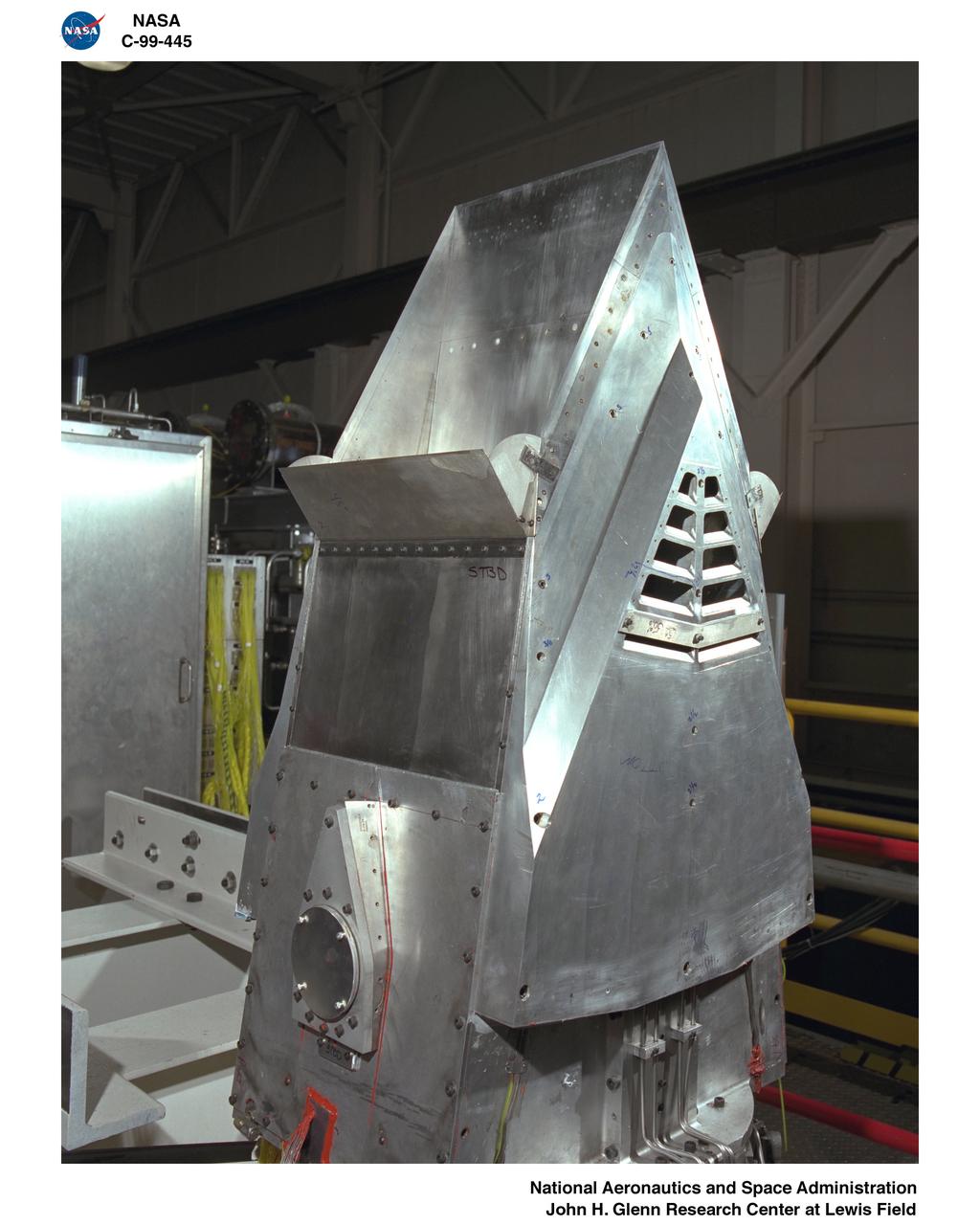 VARIABLE LIP TEST HARDWARE