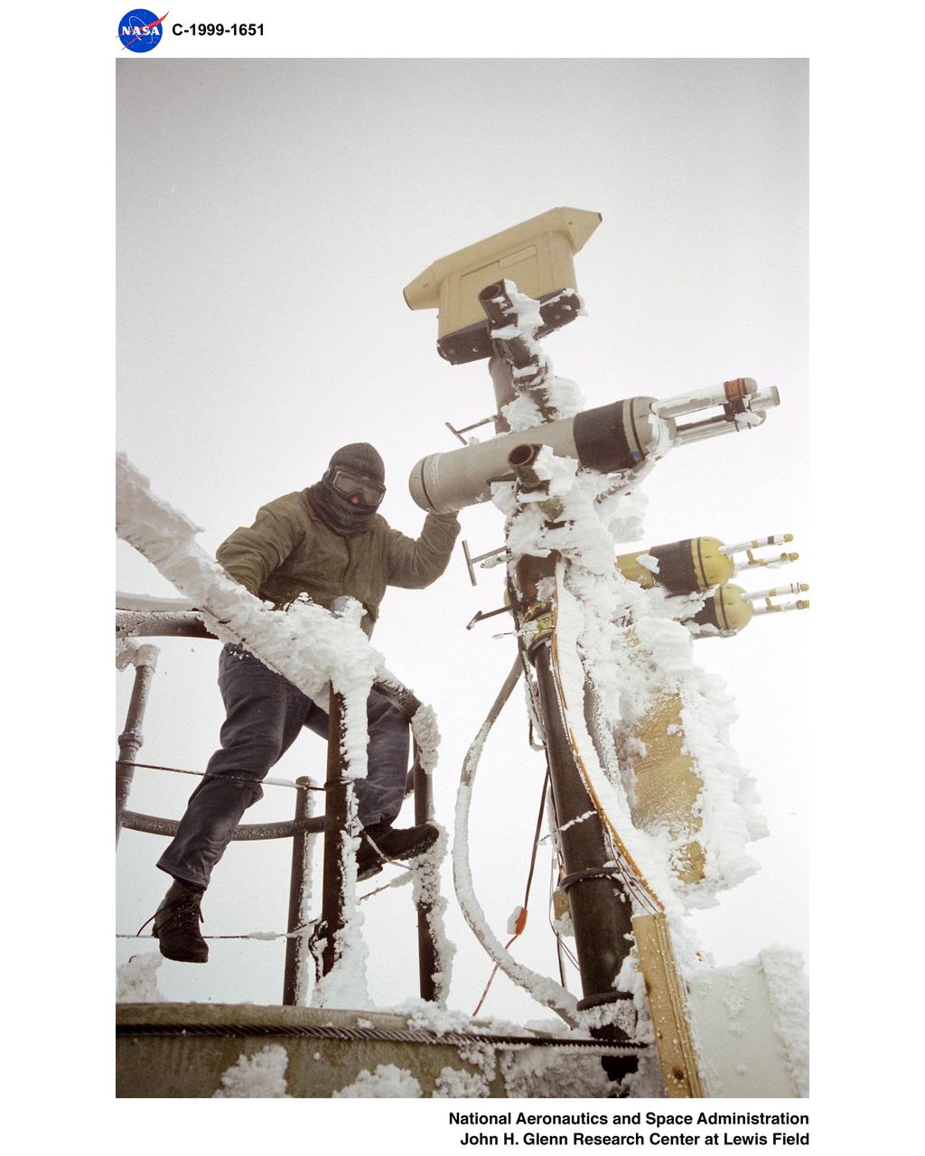 MWISP - MT WASHINGTON ICING SENSORS PROJECT - MWO - MT WASHINGTON OBSERVATORY - TOWER INSTRUMENTATION ADJUSTMENT