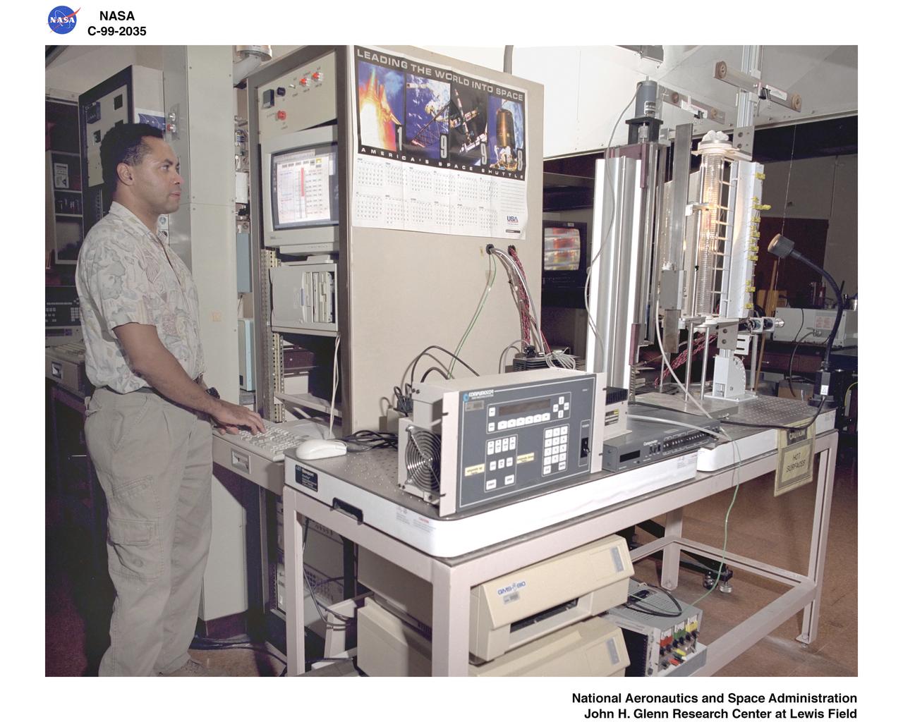 CRYSTAL GROWTH EXPERIMENTS MULTI ZONE TRANSPARENT FURNACE