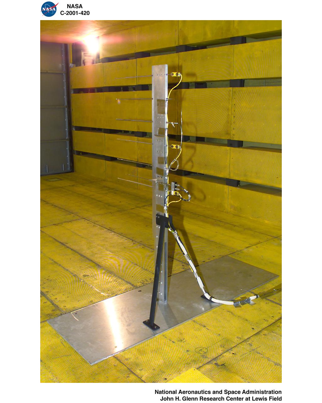 LOW SPEED WIND TUNNEL CALIBRATION HARDWARE IN 9X15 FOOT WIND TUNNEL TEST SECTION