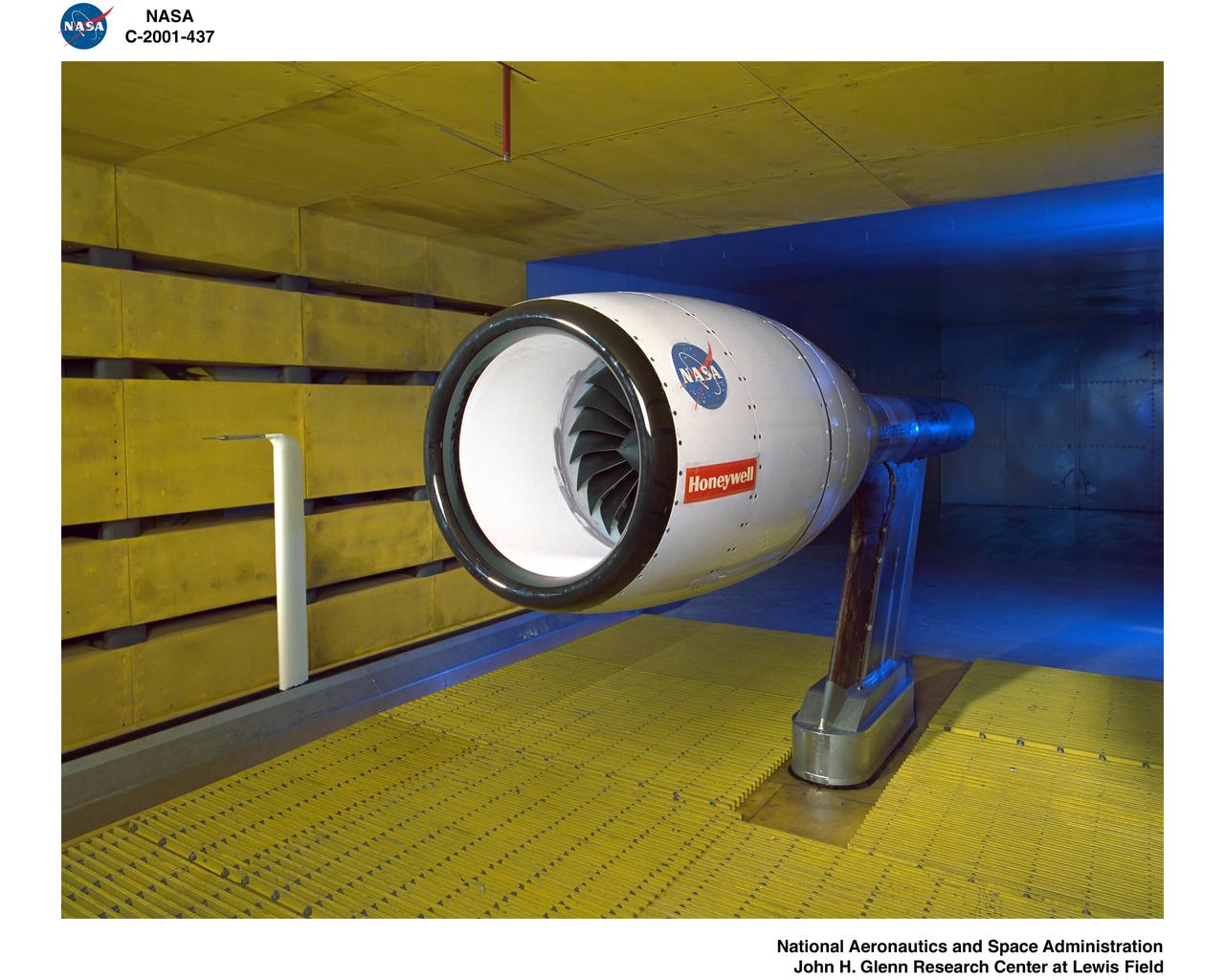 NASA HONEYWELL QUIET HIGH SPEED FAN TEST