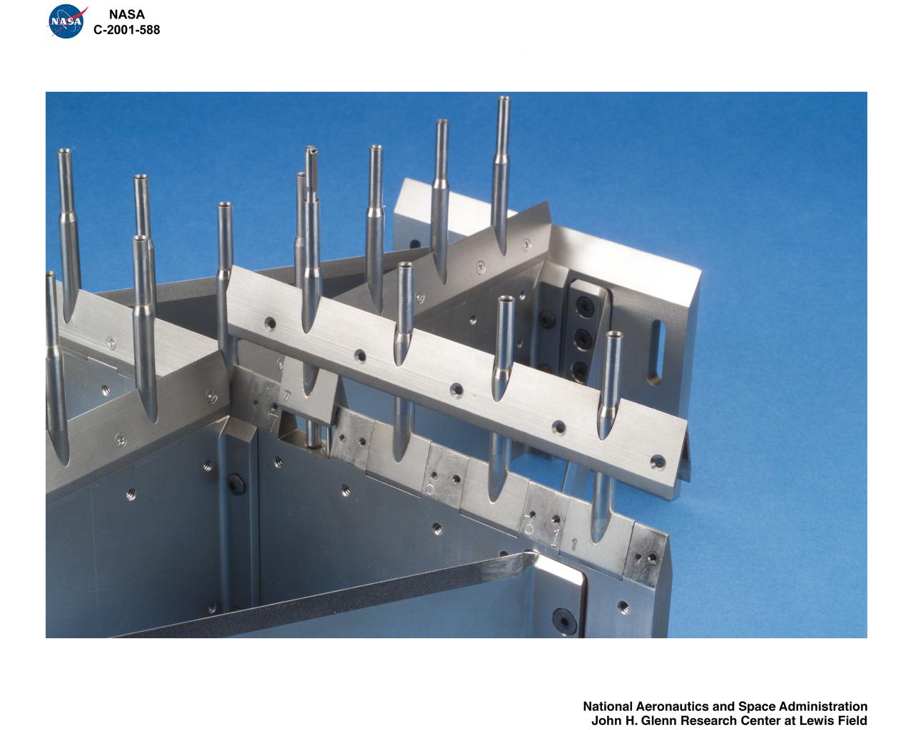 1X1 FOOT WIND TUNNEL PRESSURE RAKE