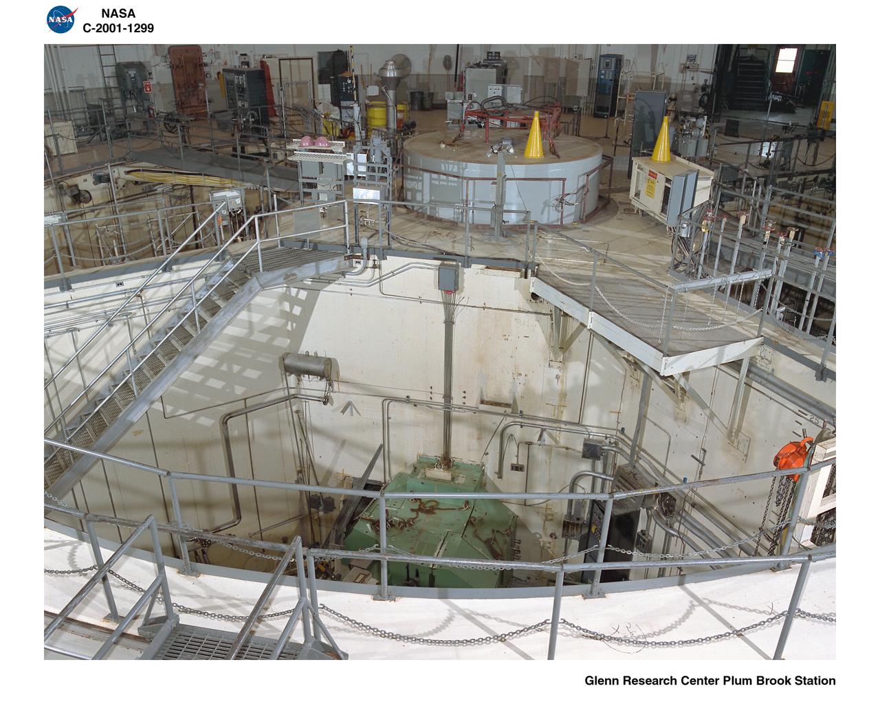 PLUM BROOK REACTOR FACILITY / CONTAINMENT VESSEL QUADRANT B AREA 24 NEUTRON SHIELD / 00105 / O15 - L14