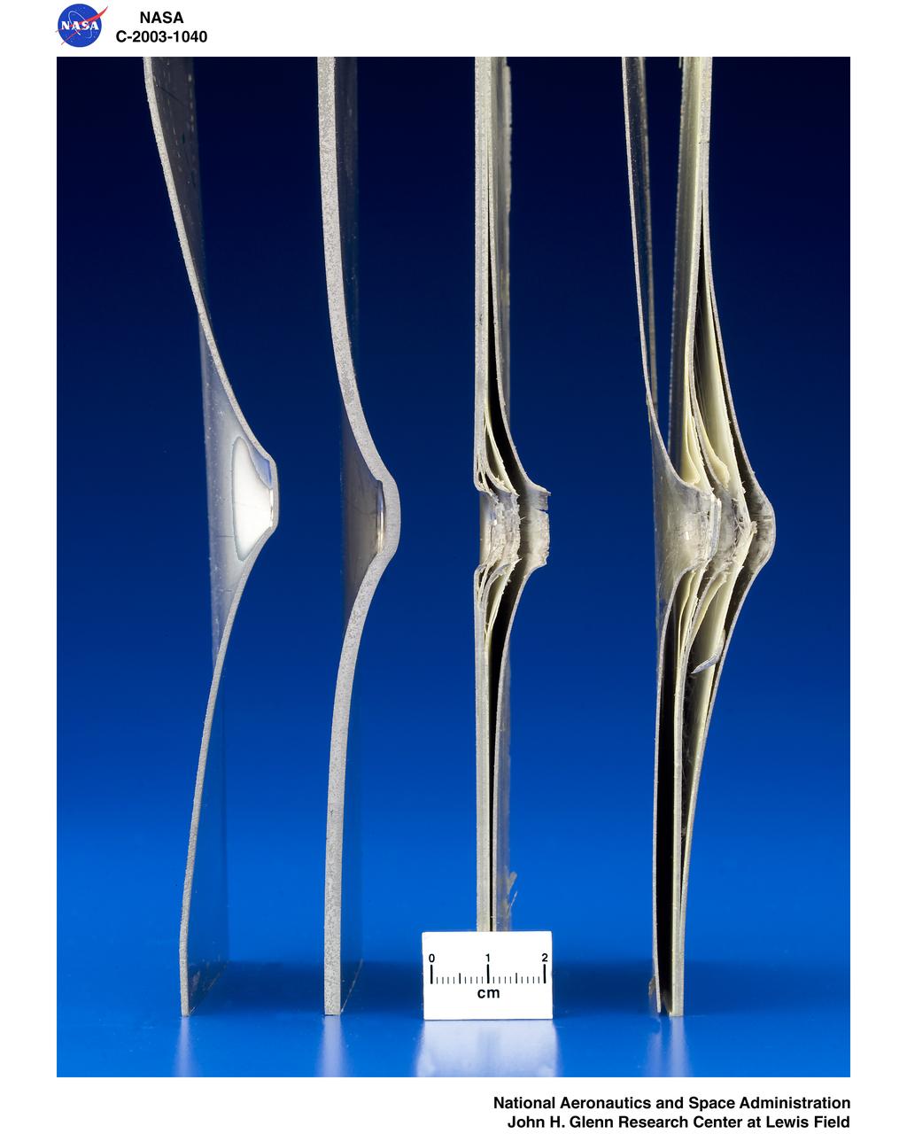 BALLISTIC IMPACT OF MONOLYTHIC AND COMPOSITE PLATES