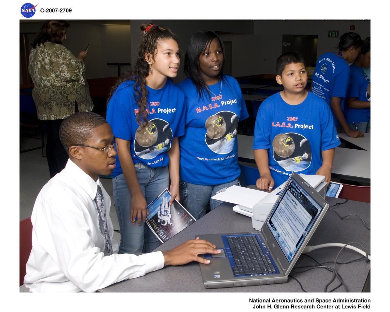 New Approach to Self Achievement (N.A.S.A.) Project Students test their knowledge of Moon Facts at the Aerospace Education Center Return to the Moon Discovery Path Lunar Bank of Knowledge