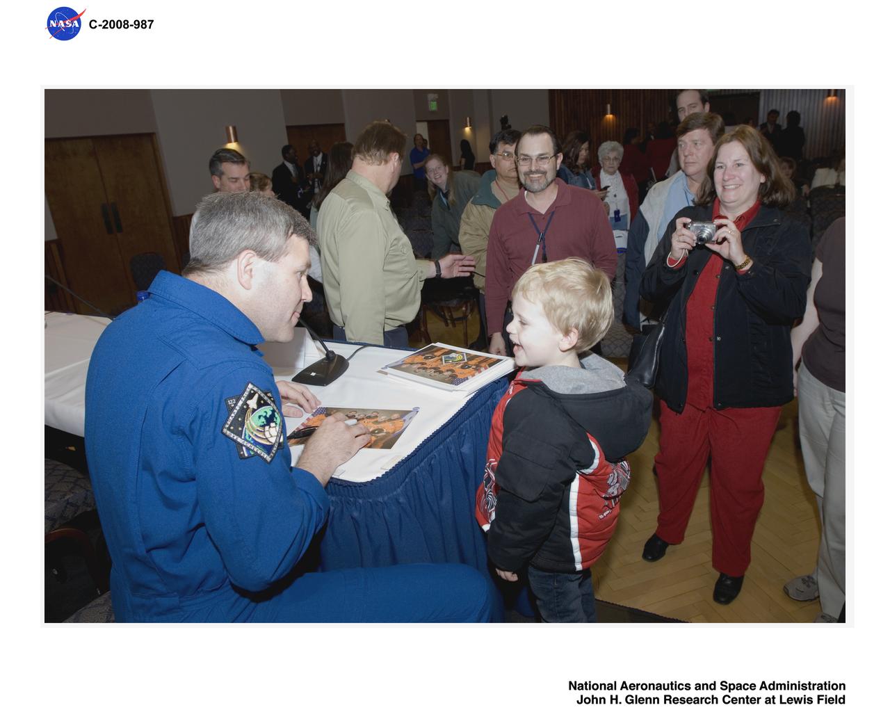 All Hands Meeting with STS-122 Crew Members