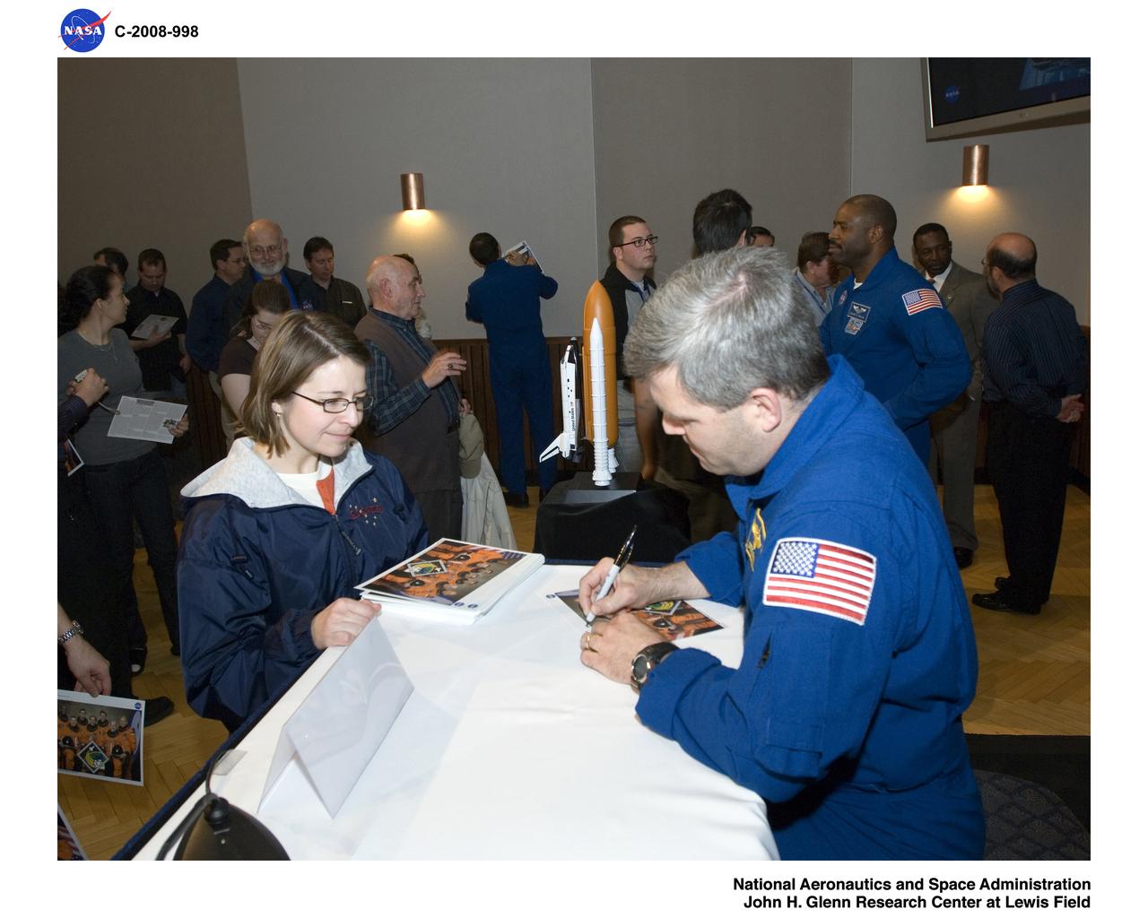 All Hands Meeting with STS-122 Crew Members