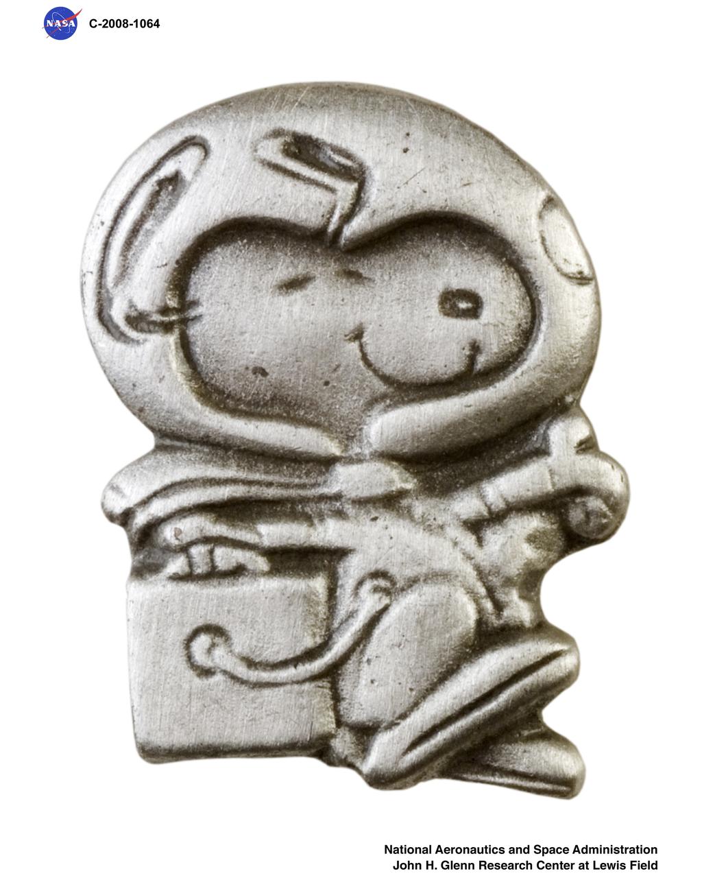 Silver Snoopy Pin