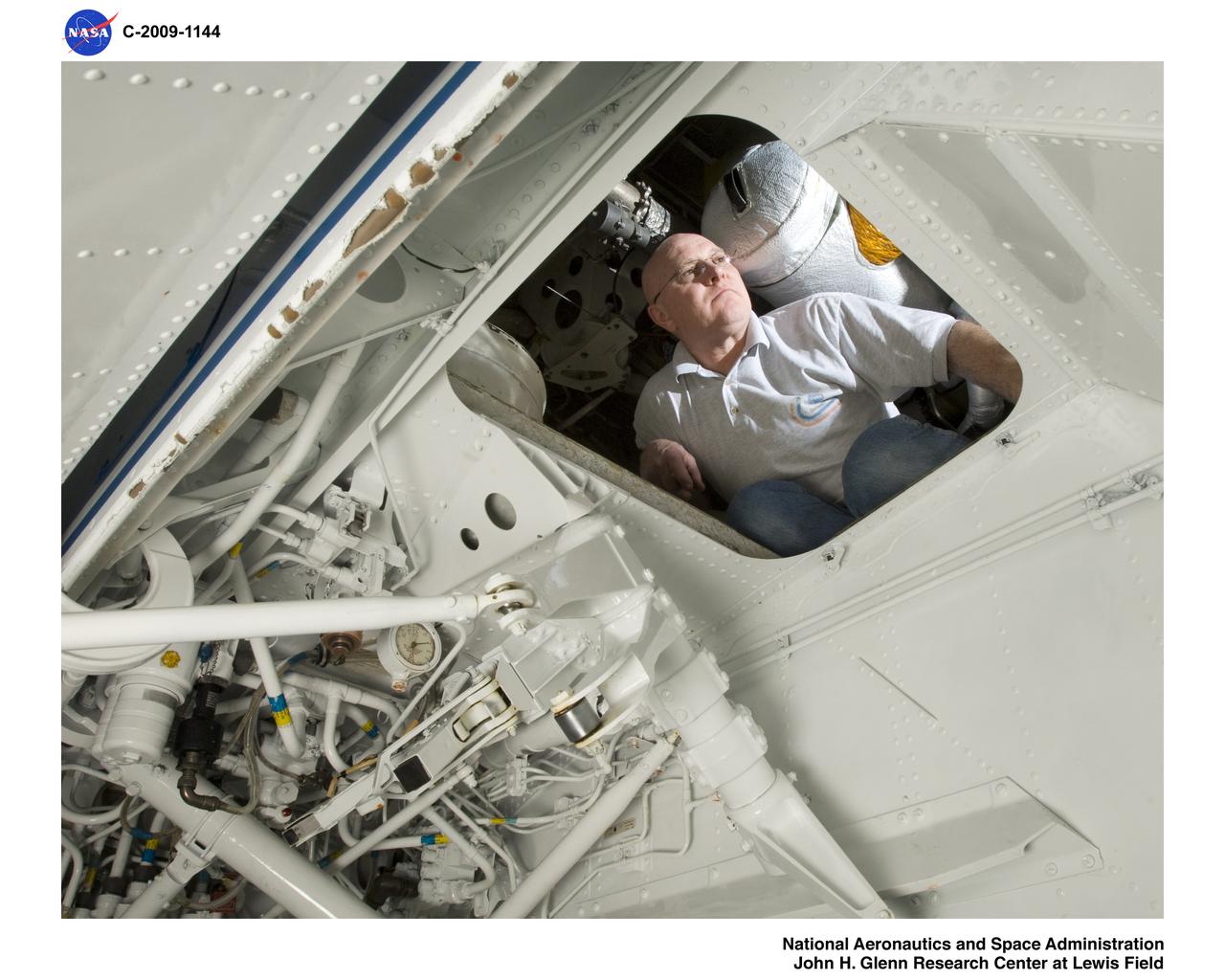 Lockheed Martin S-3B Viking Aircraft #N601NA, Preparation for Icing Research Instrumentation Installation